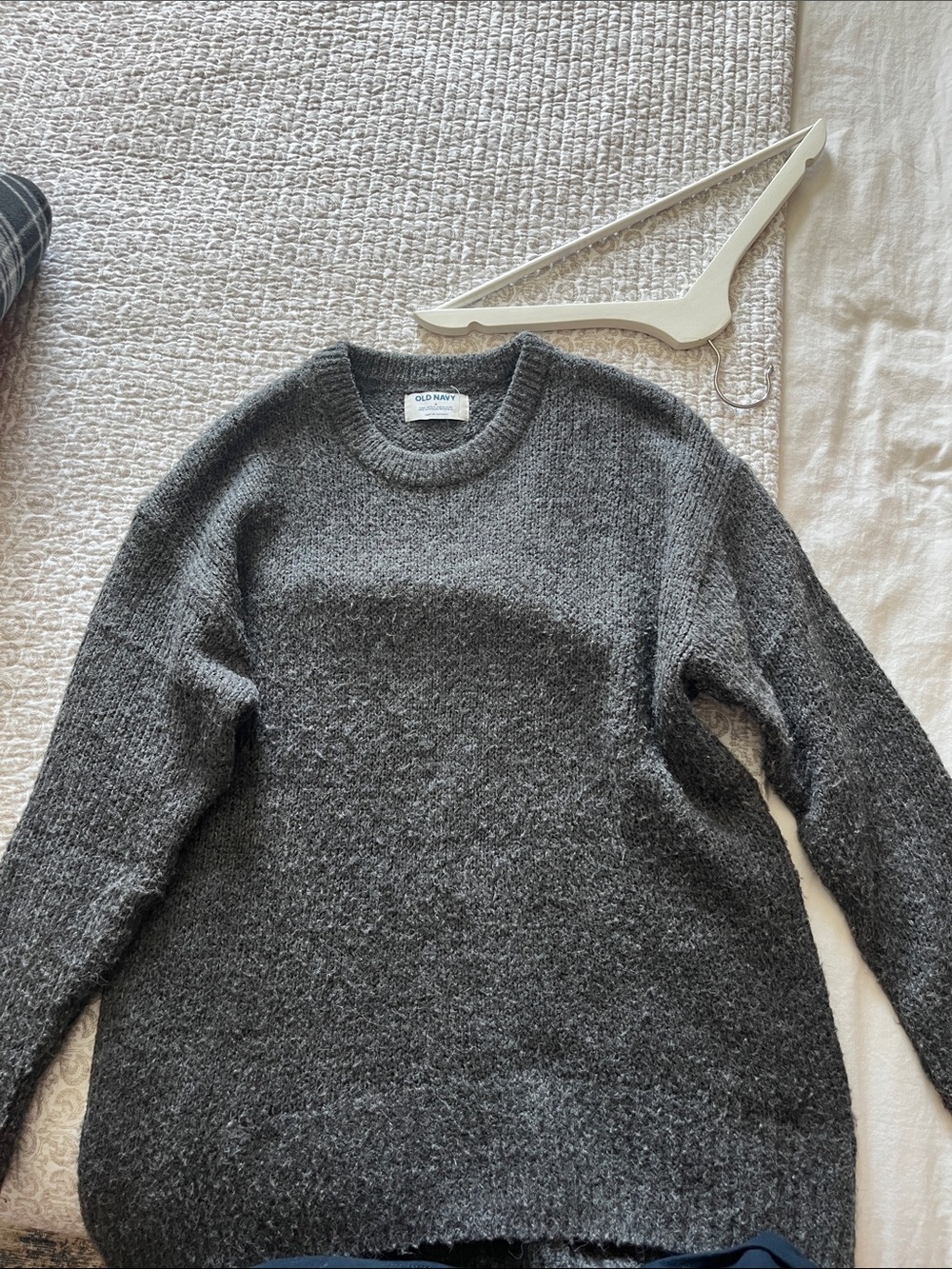 Old Navy Gray Crewneck Women's Sweater